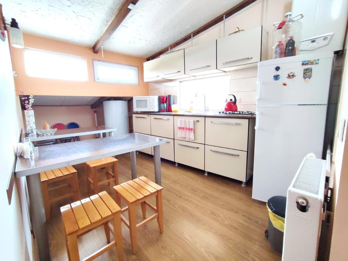 G&L Apartments Tbilisi ภายนอก รูปภาพ