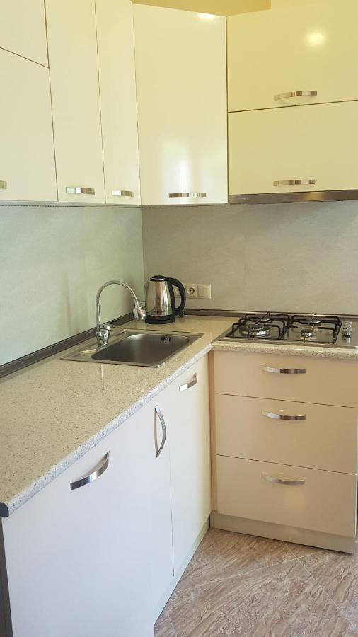 G&L Apartments Tbilisi ภายนอก รูปภาพ