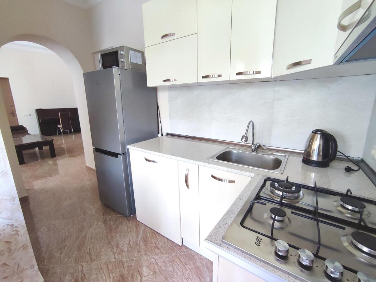 G&L Apartments Tbilisi ภายนอก รูปภาพ