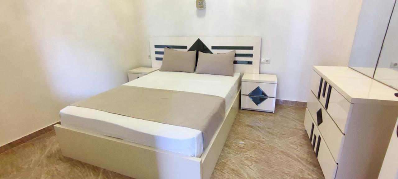 G&L Apartments Tbilisi ภายนอก รูปภาพ